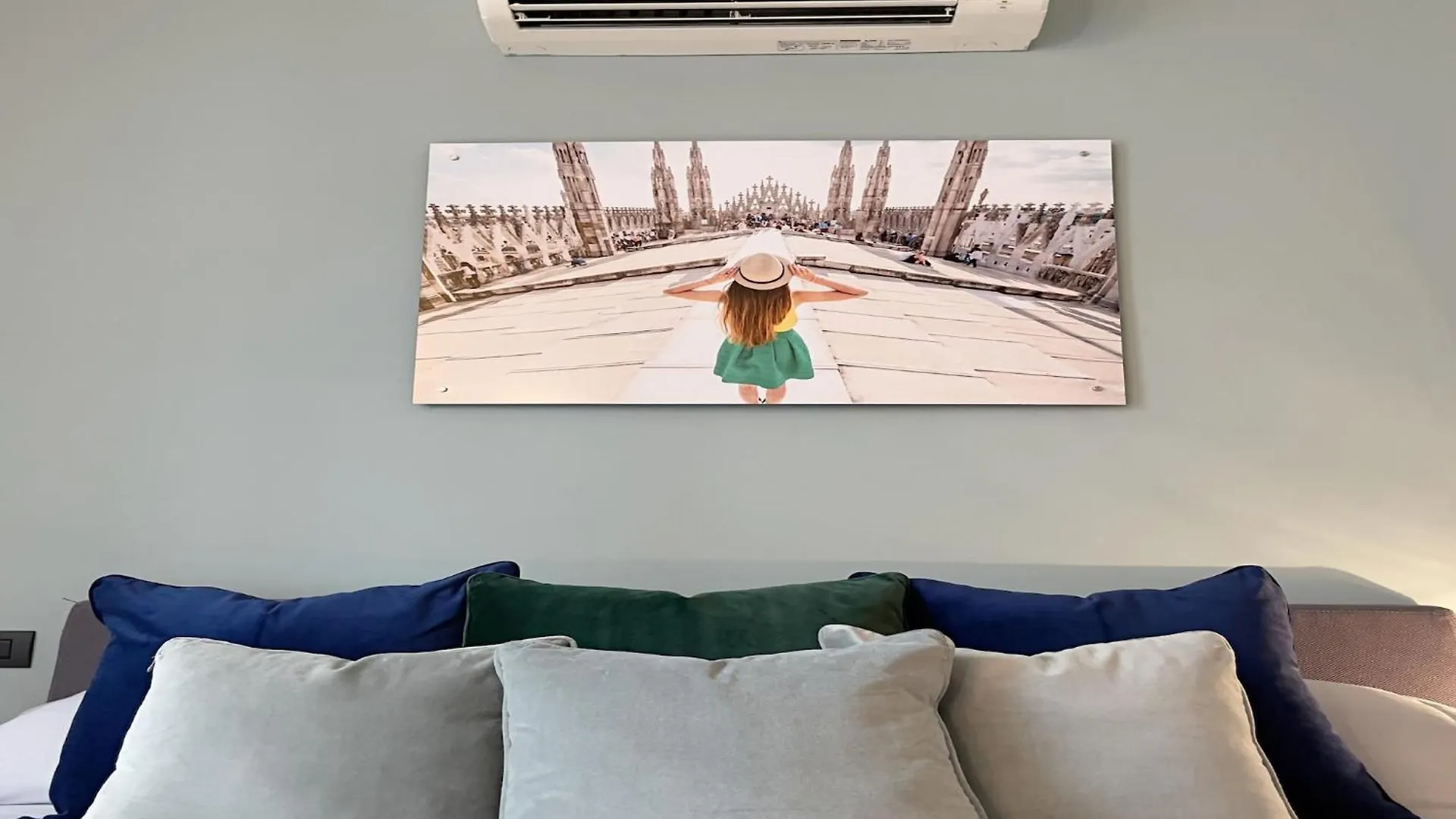 Candiani B1 Bilocale Milan Apartment
